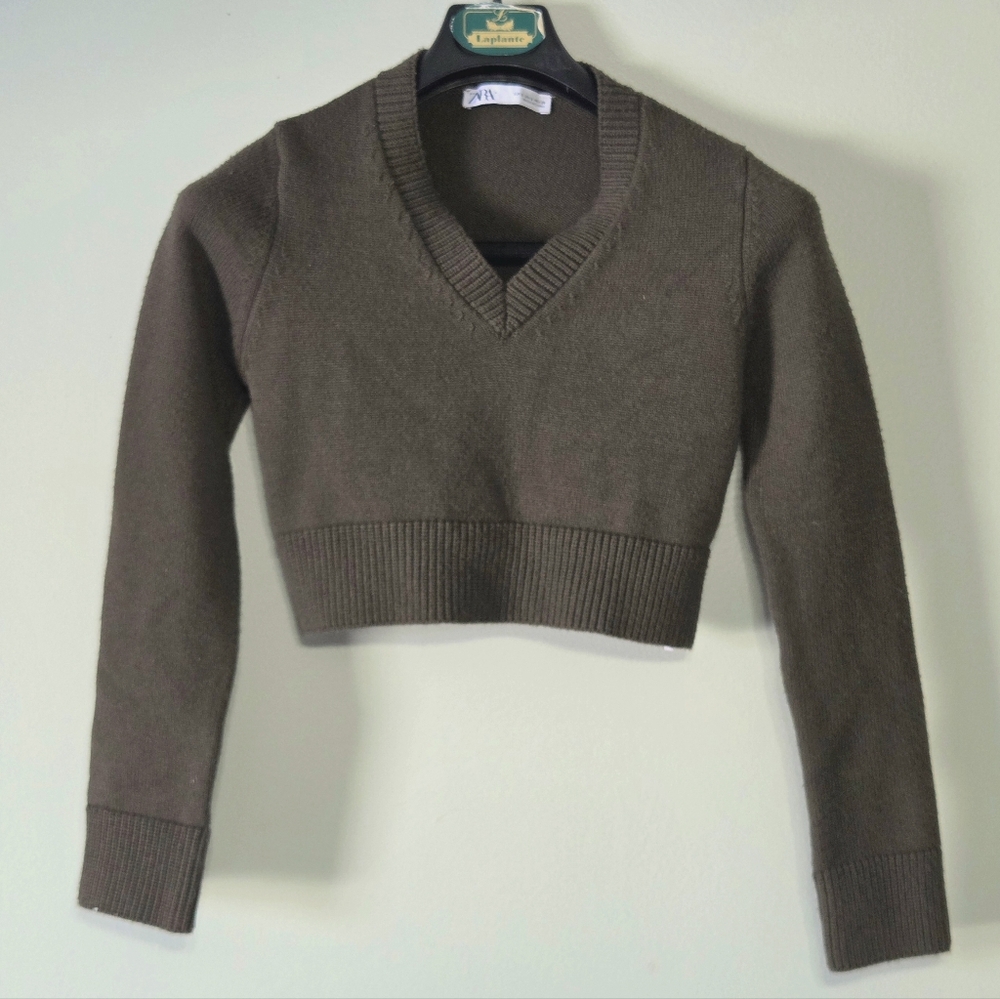 Zara Olive Green Long Sleeve Crop Top Knit Vneck Sweater Sz Small Earthy Neutral - Picture 2 of 12